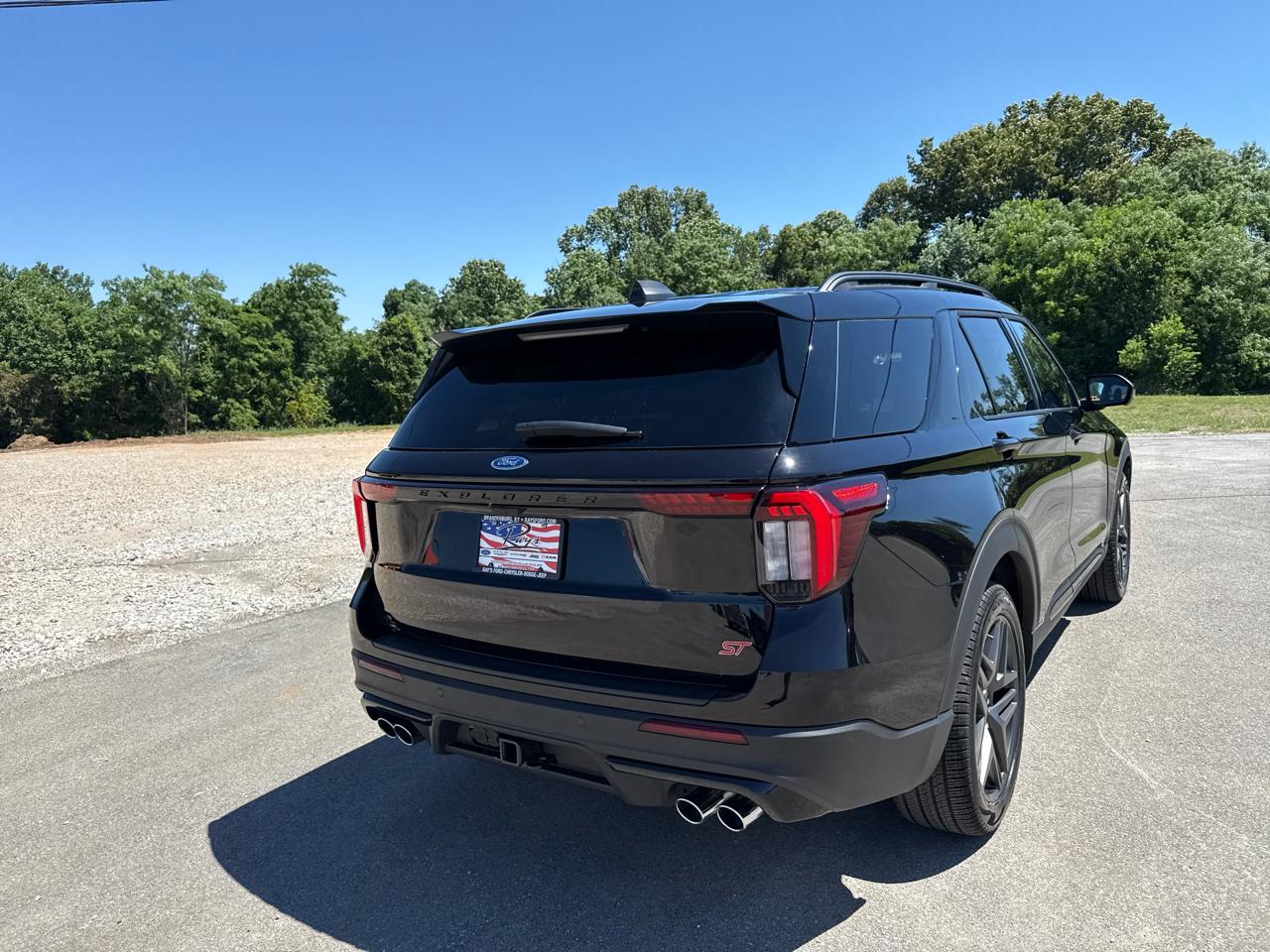 Ford Explorer ST 2026