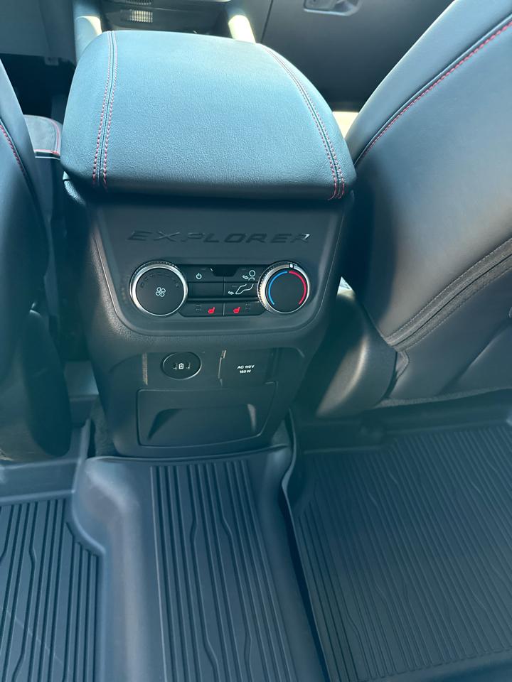 Ford Explorer ST 2026
