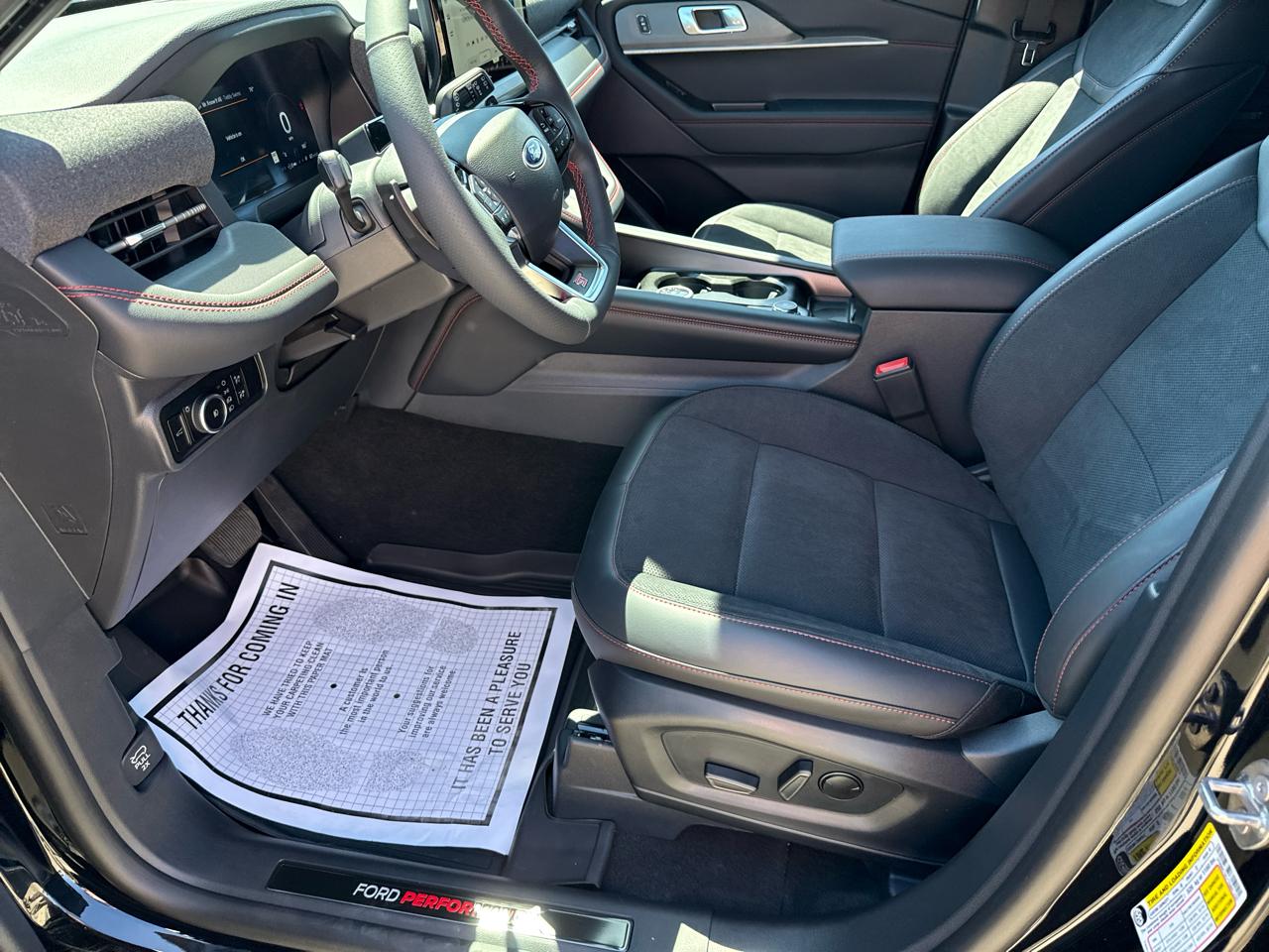 Ford Explorer ST 2026
