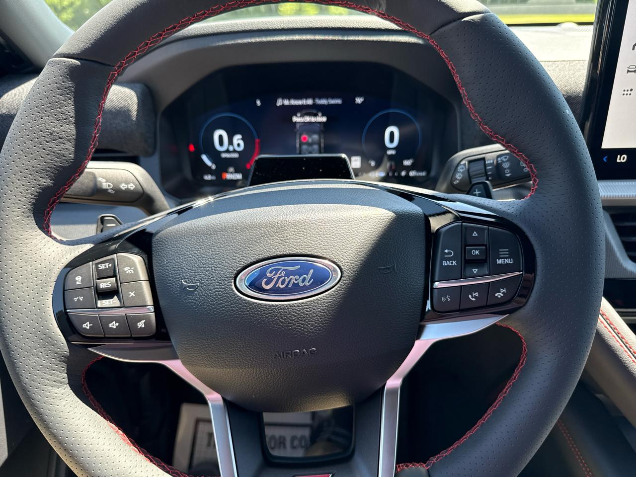 Ford Explorer ST 2026