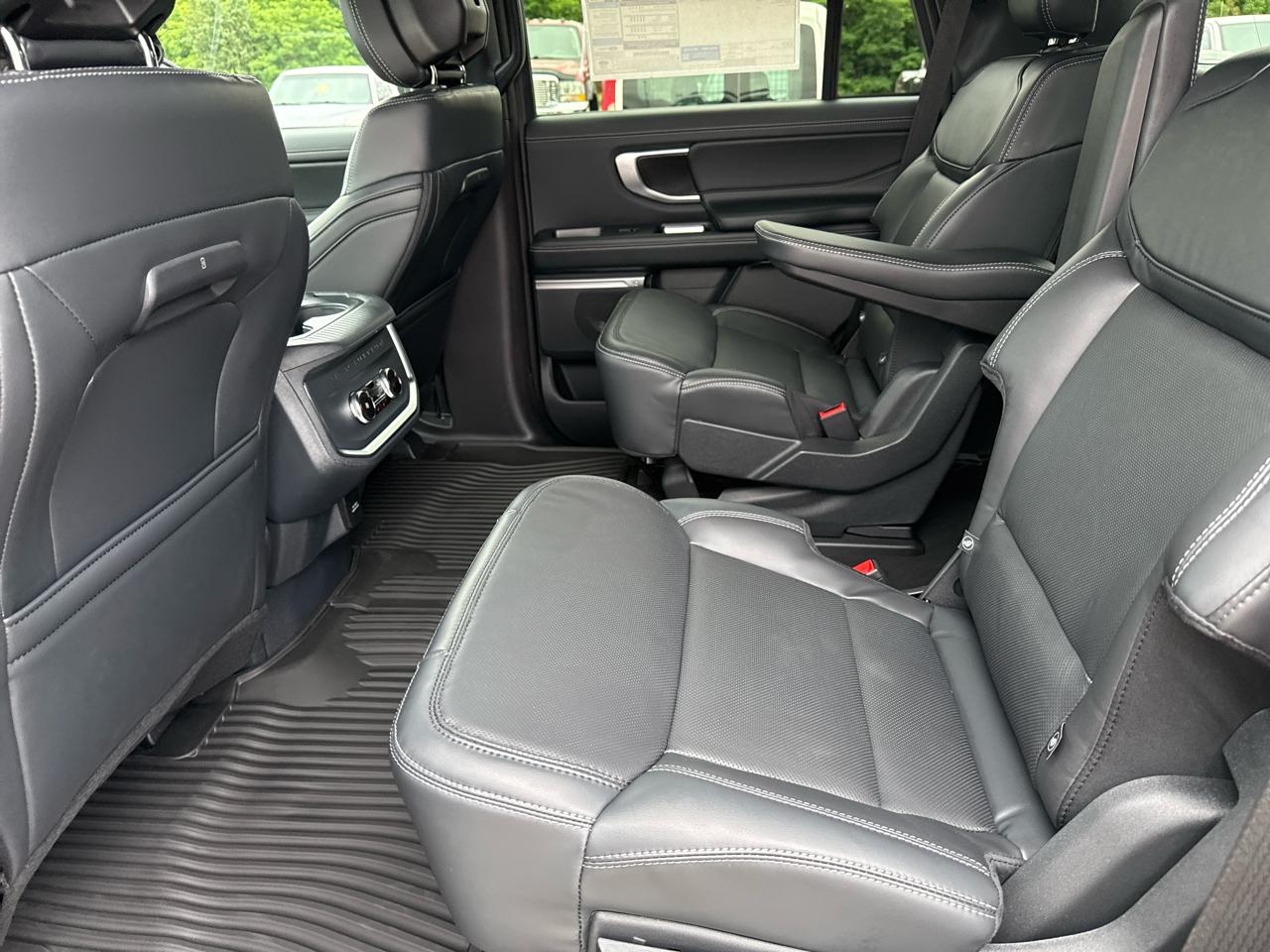 Ford Expedition Platinum 4x4 2026