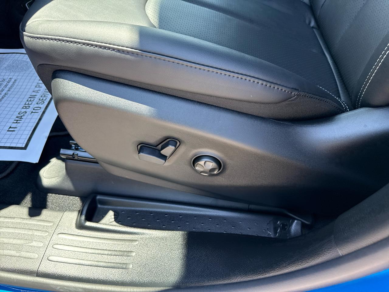 Chrysler Pacifica Select FWD 2027
