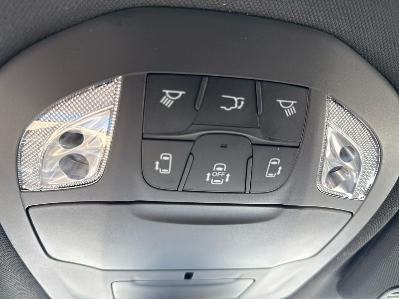 Chrysler Pacifica Select FWD 2027