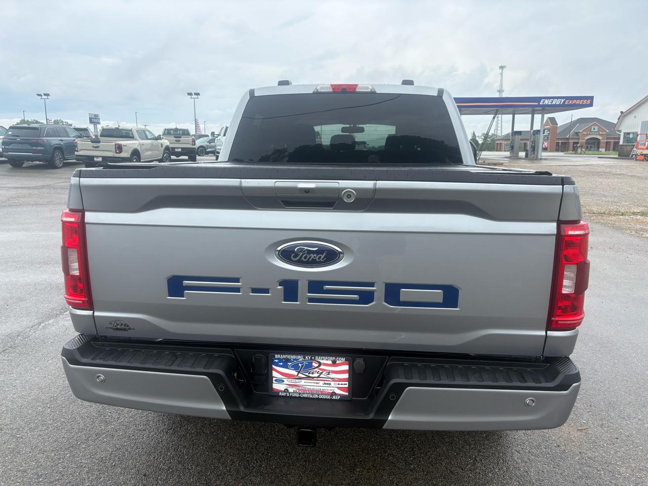 Ford F-150 XLT SuperCrew 4WD 2023