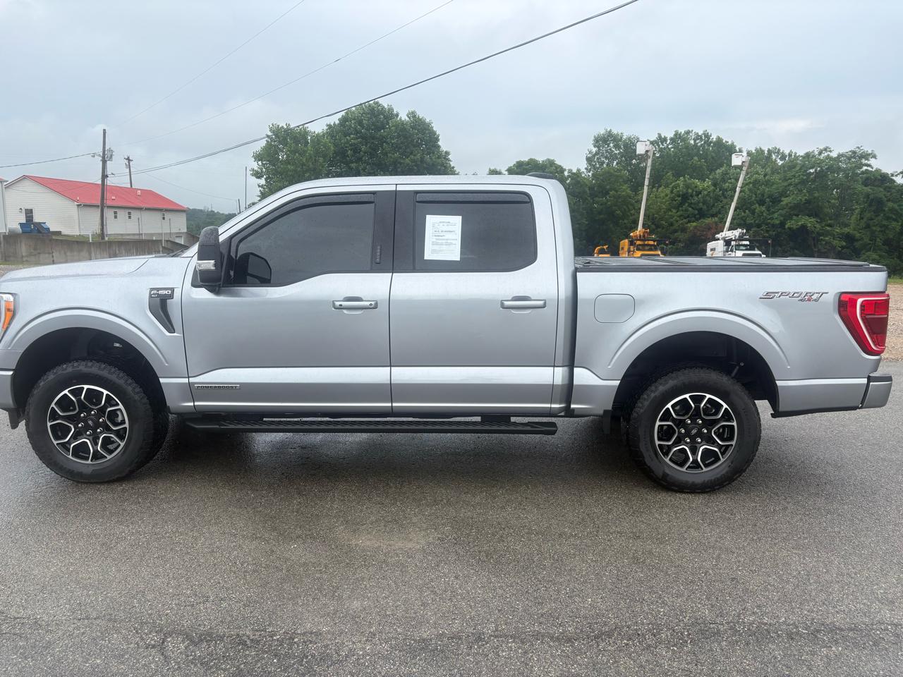 Ford F-150 XLT SuperCrew 4WD 2023