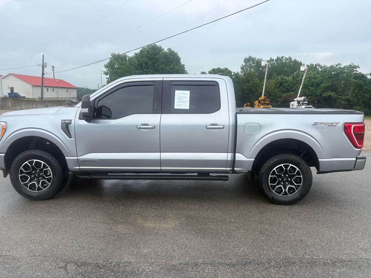 Ford F-150 XLT SuperCrew 4WD 2023