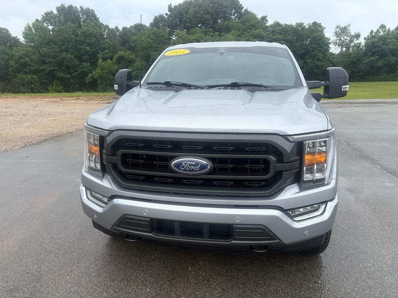 Ford F-150 XLT SuperCrew 4WD 2023