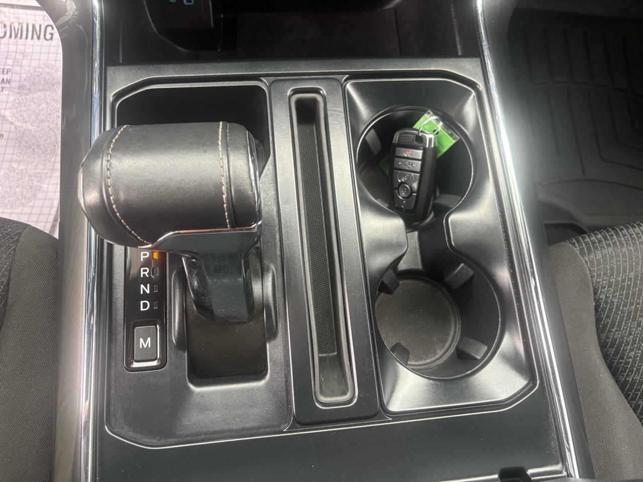 Ford F-150 XLT SuperCrew 4WD 2023