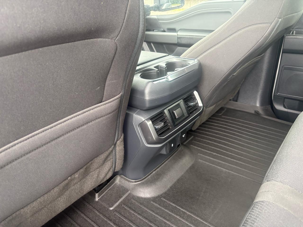 Ford F-150 XLT SuperCrew 4WD 2023
