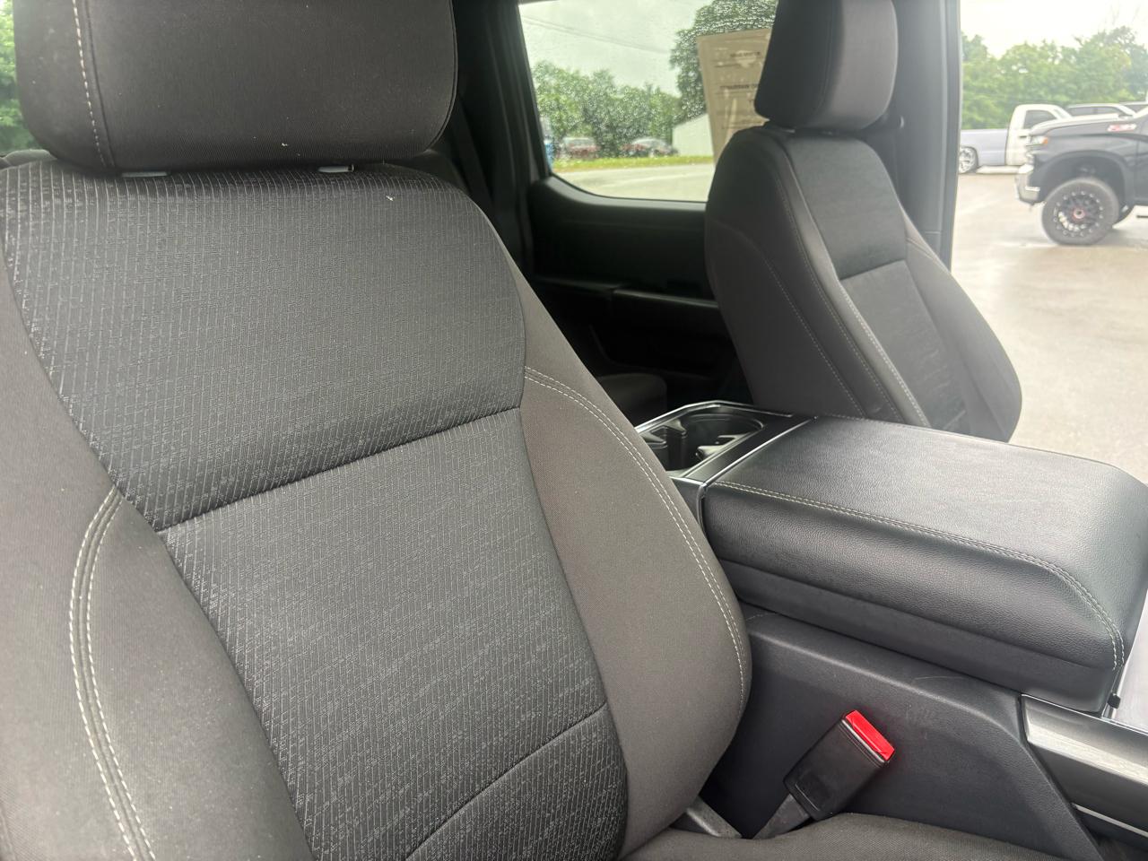 Ford F-150 XLT SuperCrew 4WD 2023