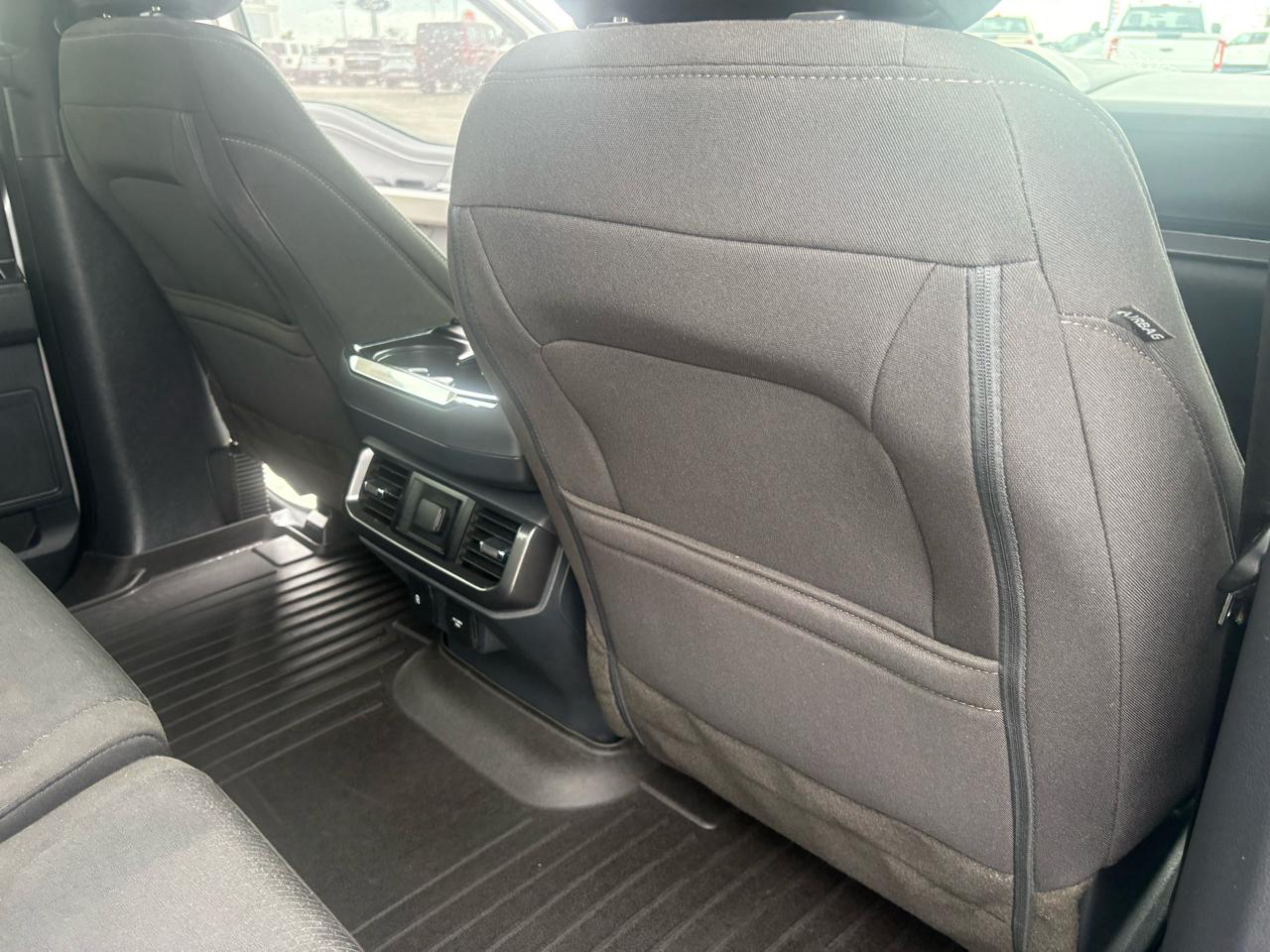 Ford F-150 XLT SuperCrew 4WD 2023