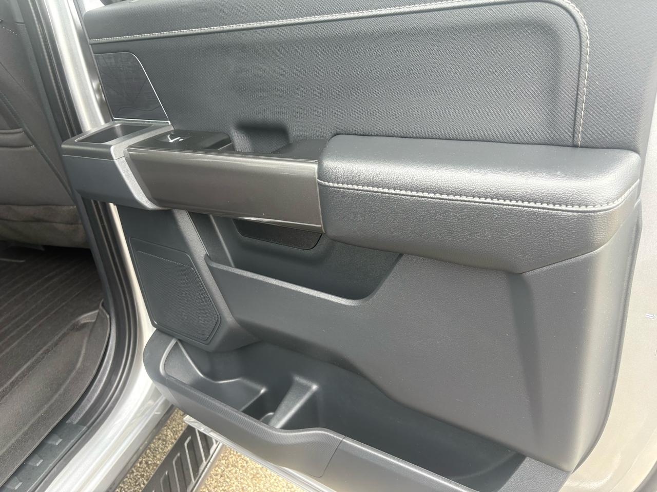 Ford F-150 XLT SuperCrew 4WD 2023