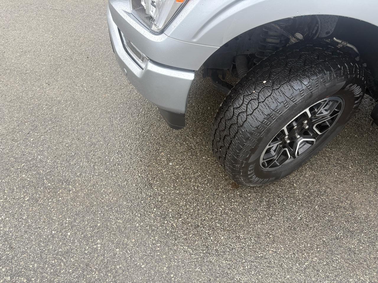 Ford F-150 XLT SuperCrew 4WD 2023