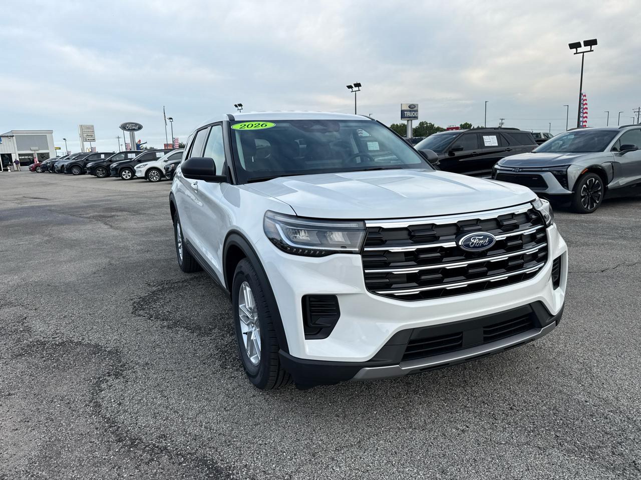 2026 Ford Explorer Active w/100A Pkg RWD
