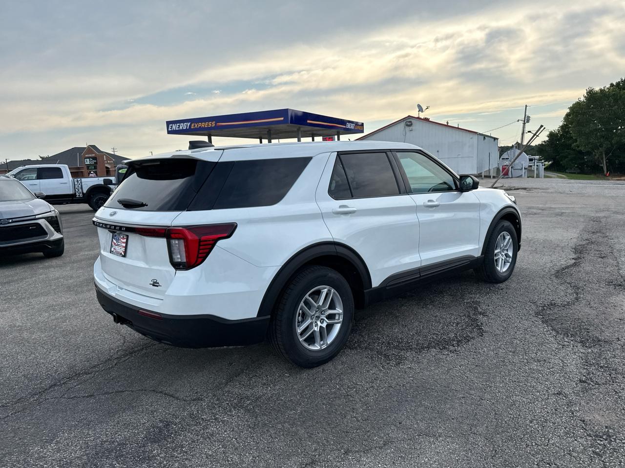 Ford Explorer Active w/100A Pkg RWD 2026