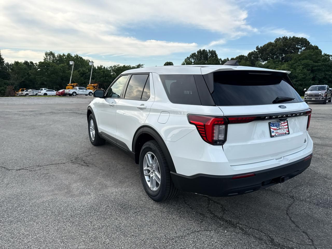 Ford Explorer Active w/100A Pkg RWD 2026