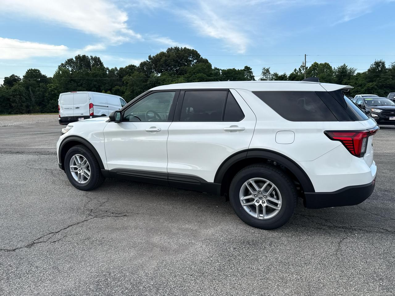 Ford Explorer Active w/100A Pkg RWD 2026
