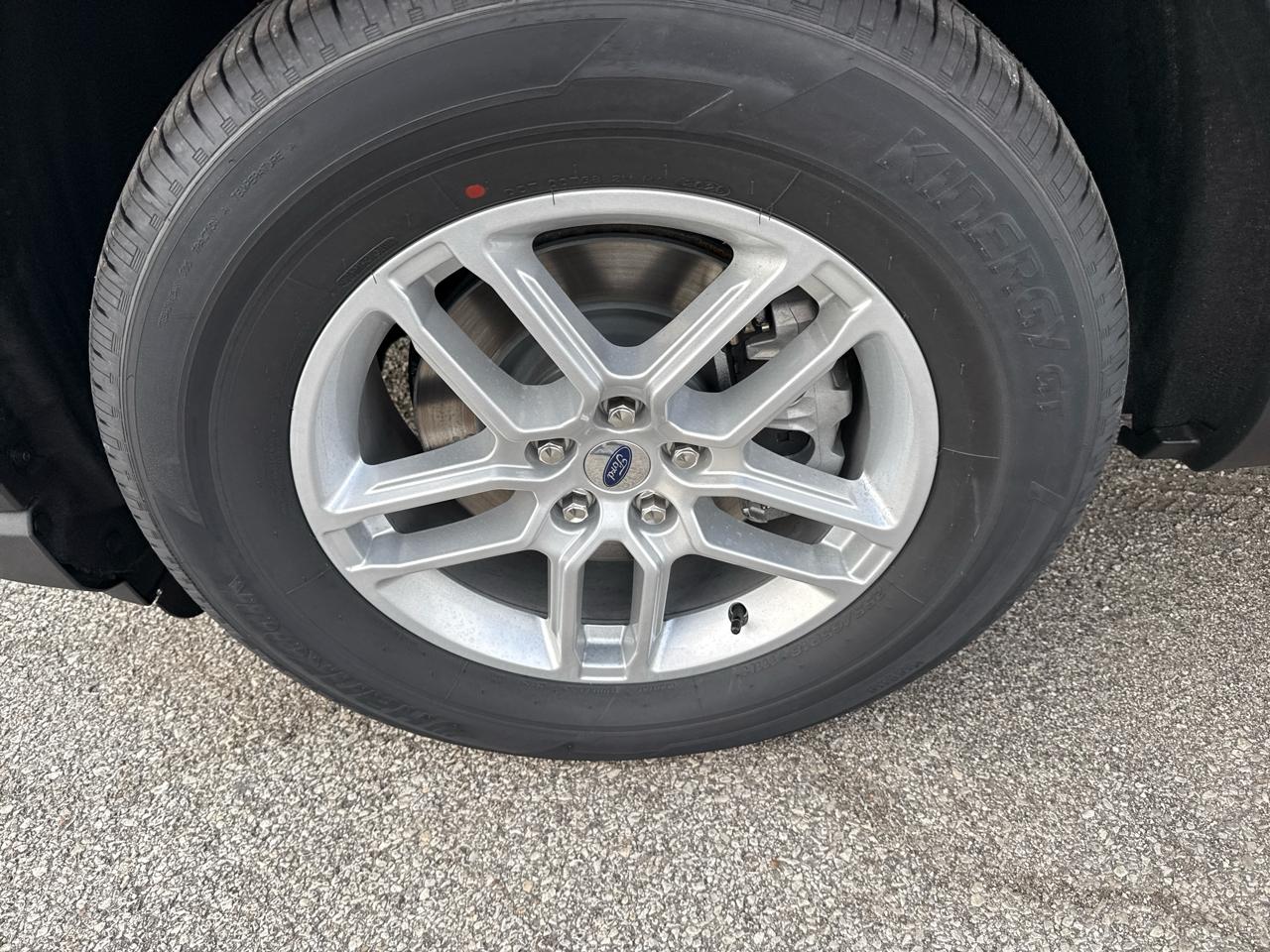 Ford Explorer Active w/100A Pkg RWD 2026