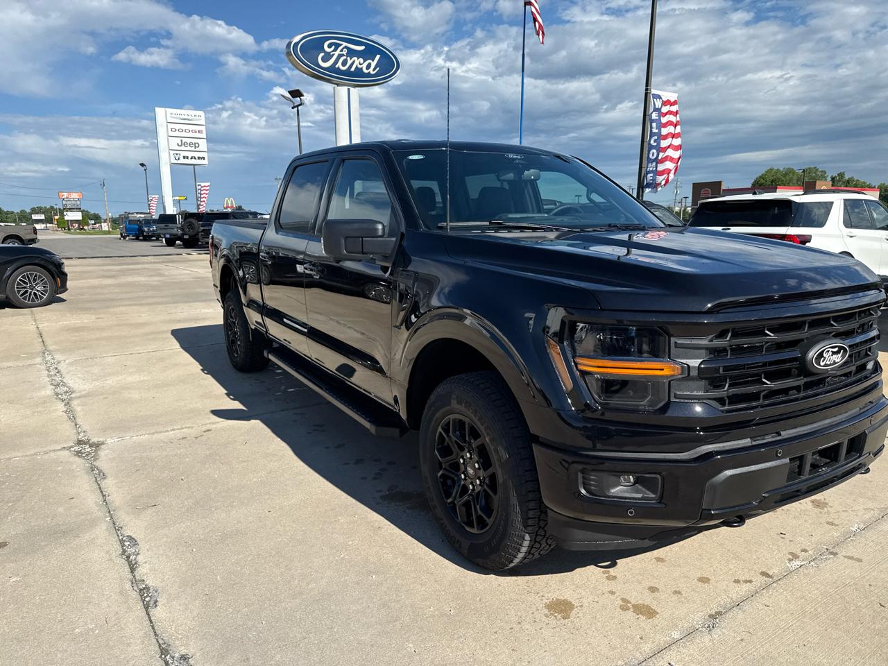 Ford F-150 XLT 4WD SuperCrew 5.5' Box 2026