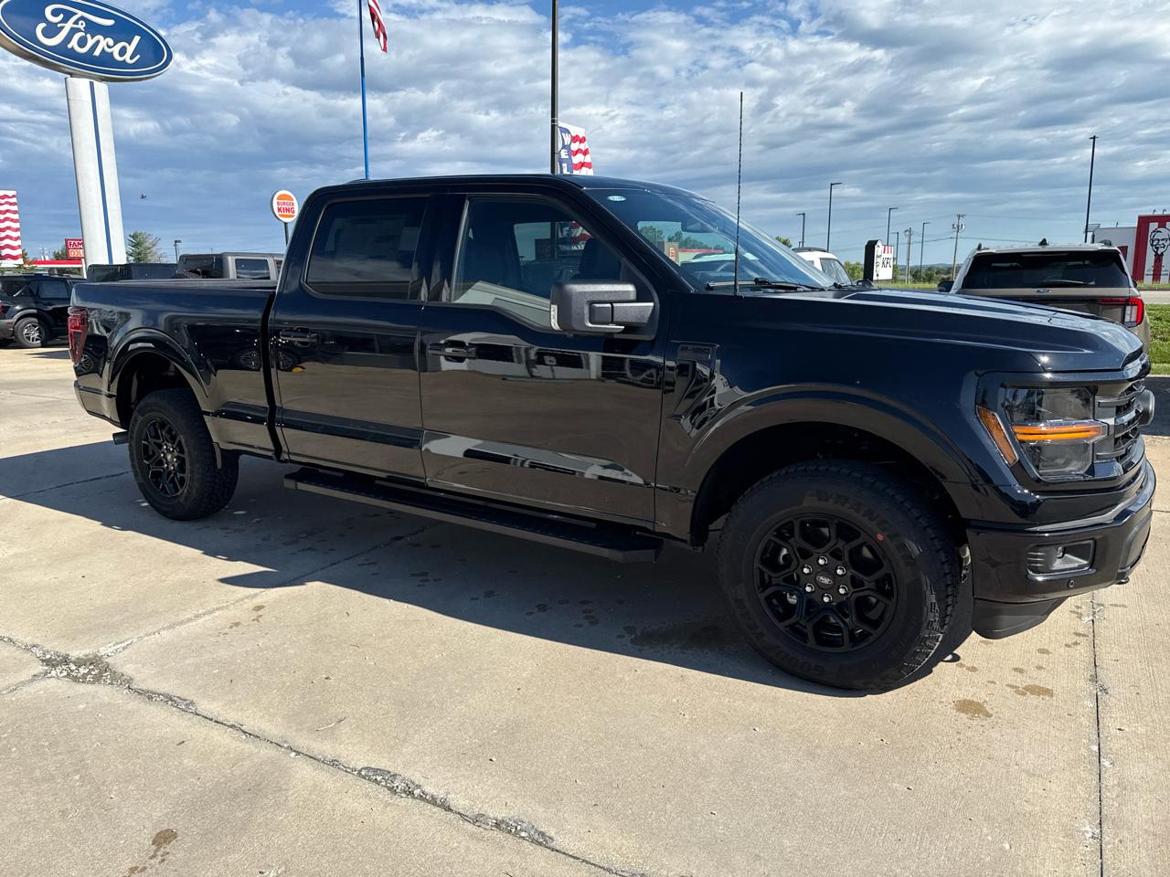 Ford F-150 XLT 4WD SuperCrew 5.5' Box 2026