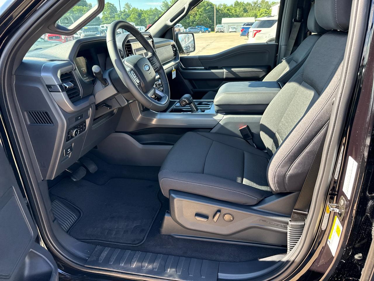 Ford F-150 XLT 4WD SuperCrew 5.5' Box 2026