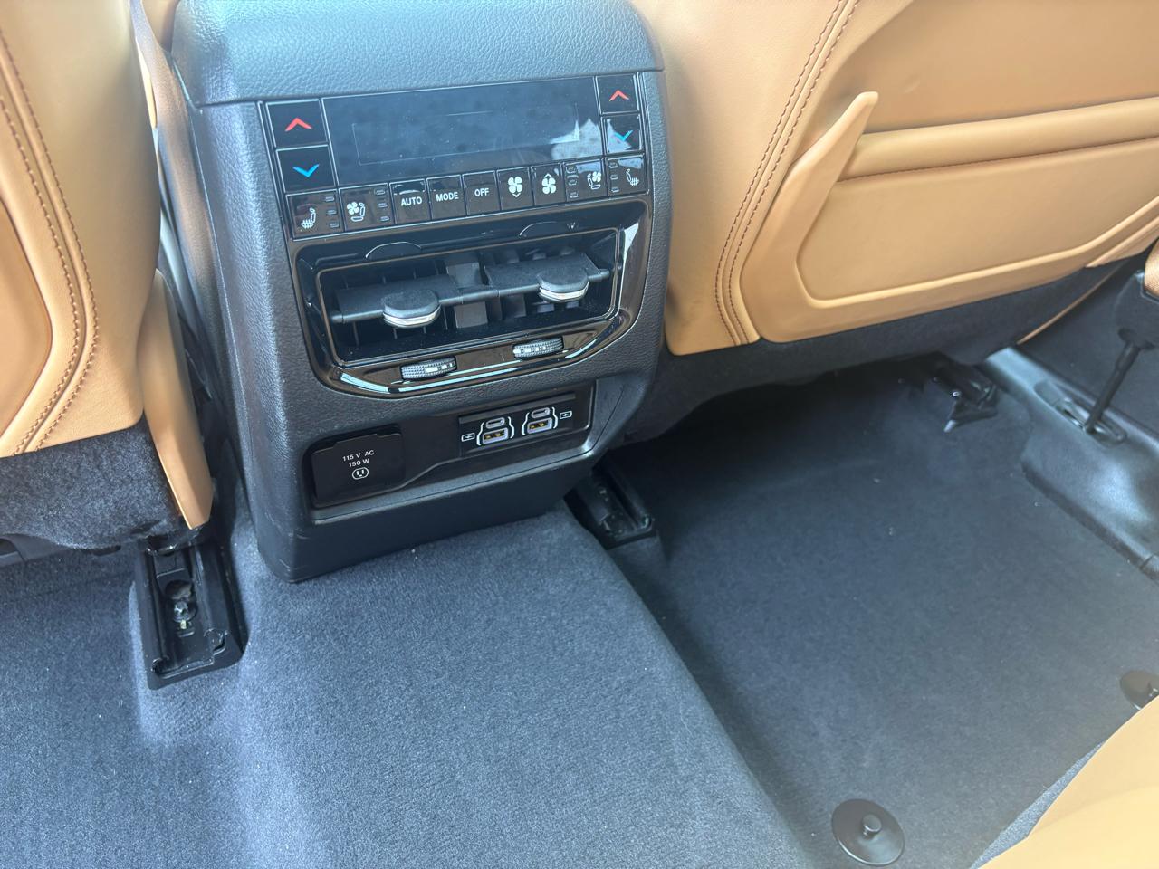 Jeep Grand Cherokee 4xe Summit Reserve 4x4 2023