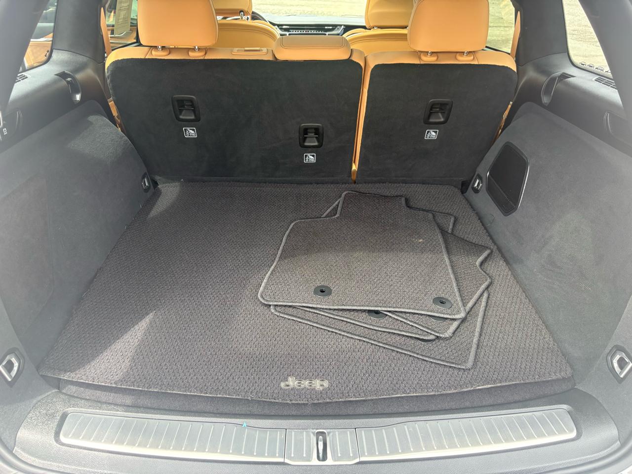 Jeep Grand Cherokee 4xe Summit Reserve 4x4 2023