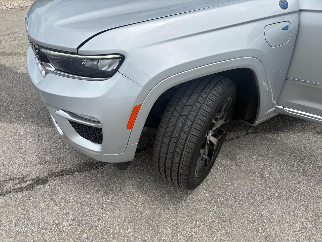 Jeep Grand Cherokee 4xe Summit Reserve 4x4 2023