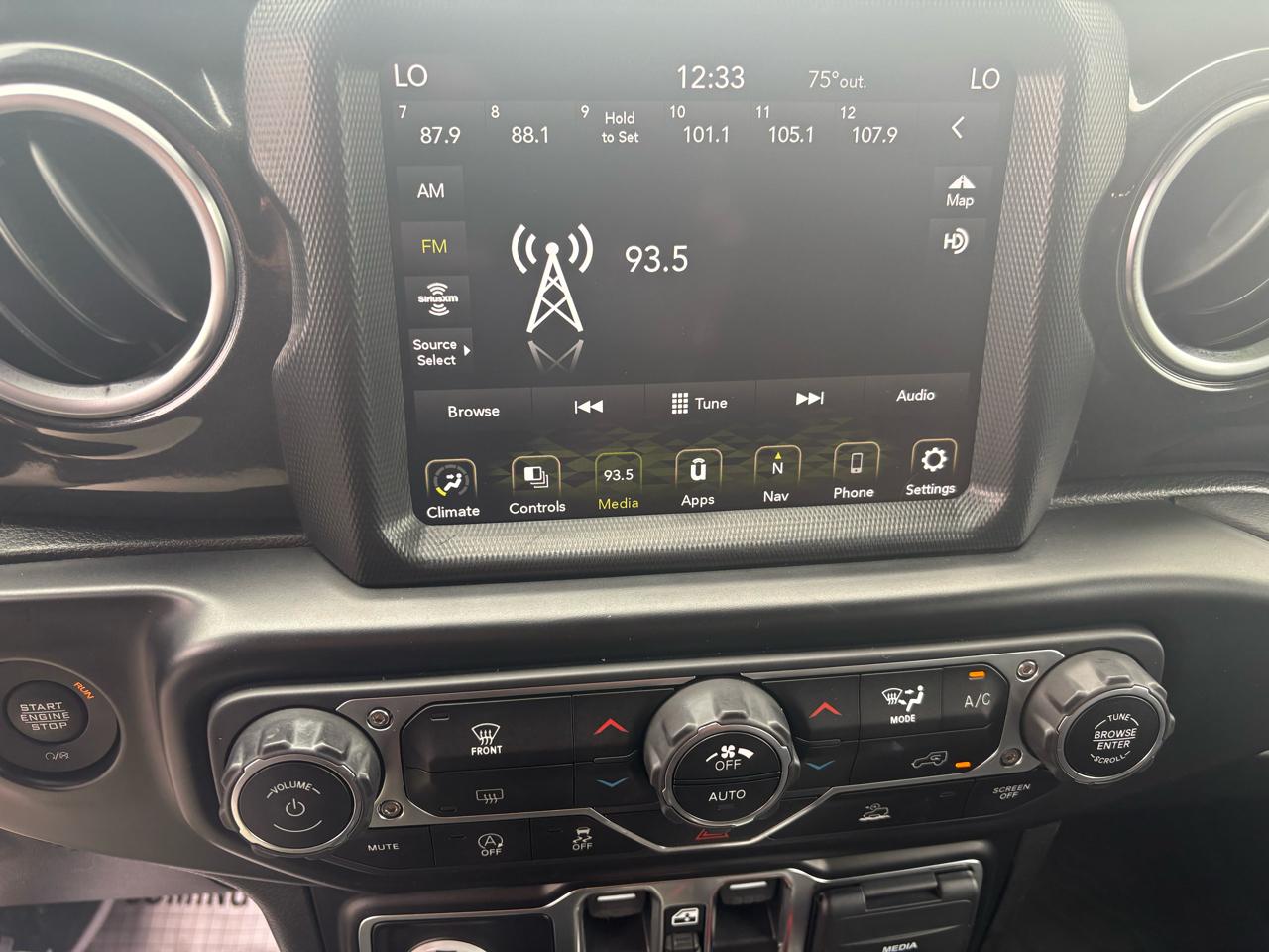 Jeep Wrangler Unlimited Sahara Altitude 4x4 2021