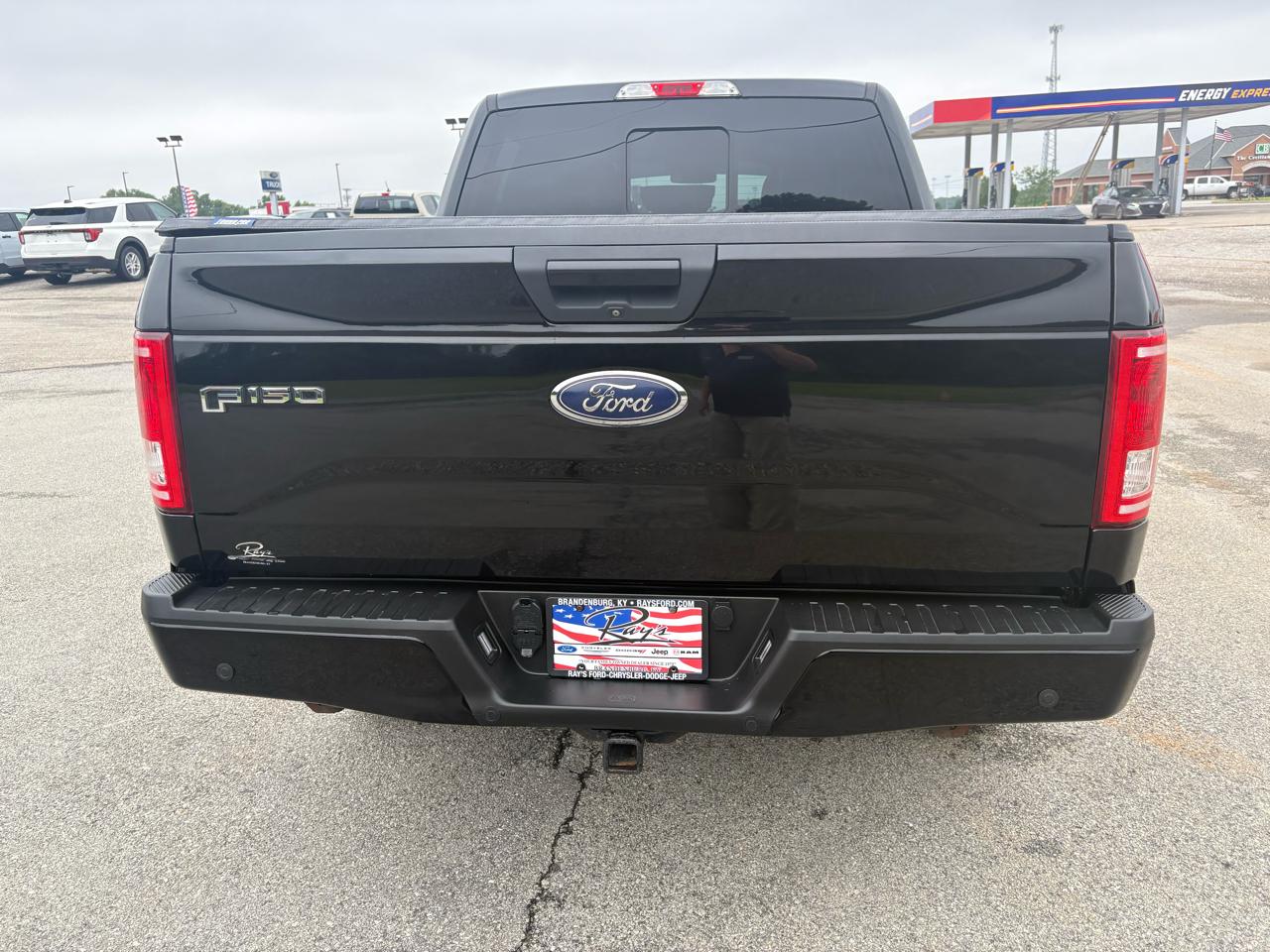 Ford F-150 4WD SuperCrew 145" XLT 2017