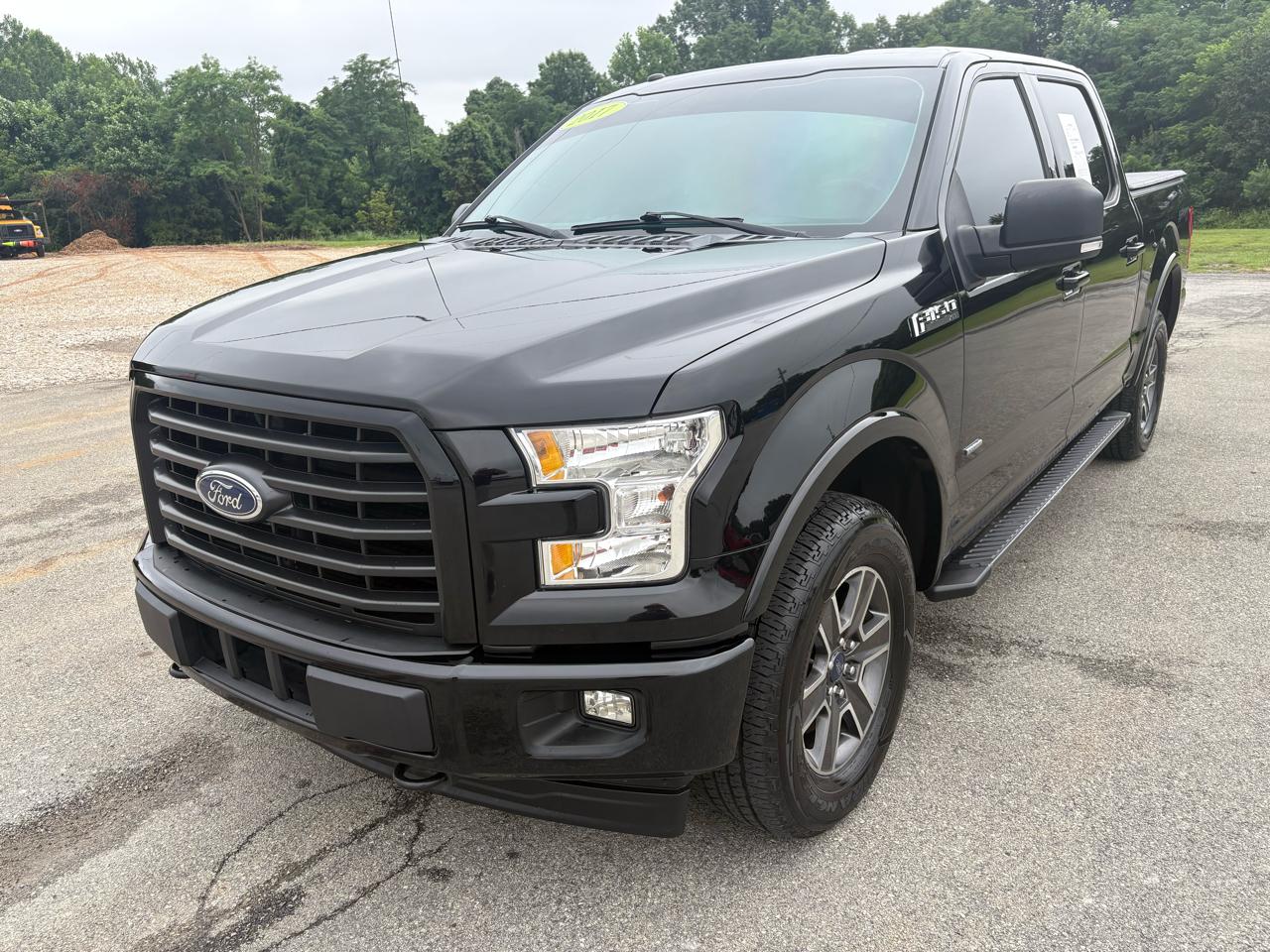 Ford F-150 4WD SuperCrew 145" XLT 2017