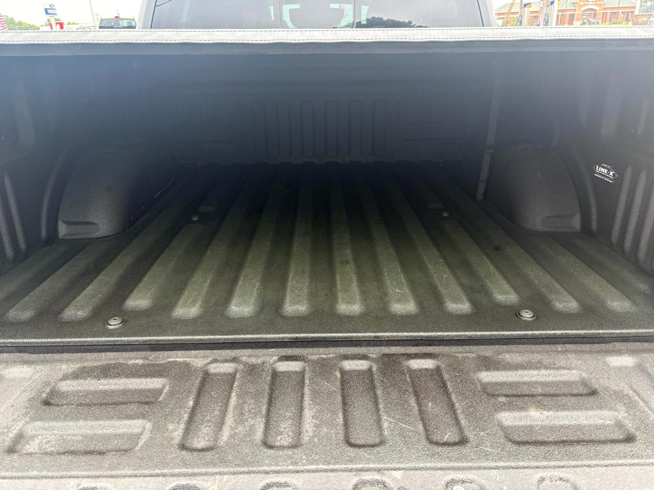 Ford F-150 4WD SuperCrew 145" XLT 2017
