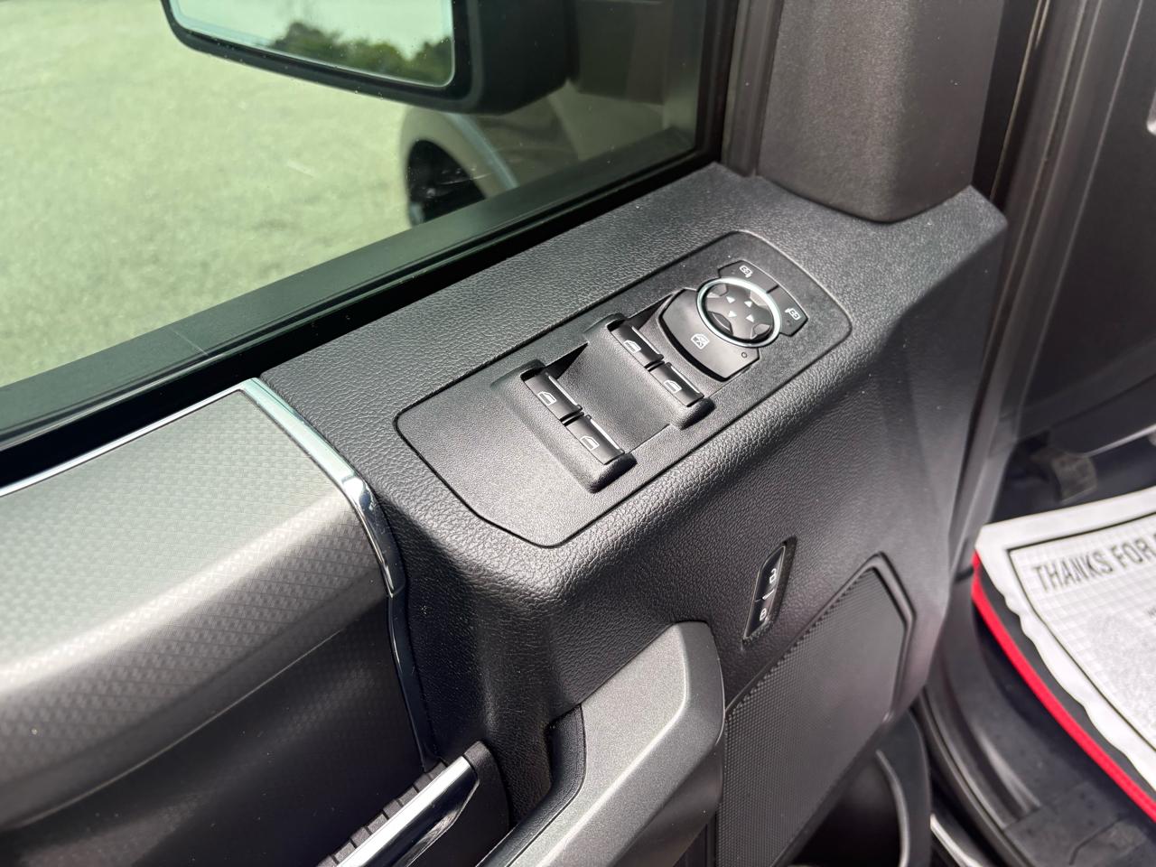 Ford F-150 4WD SuperCrew 145" XLT 2017