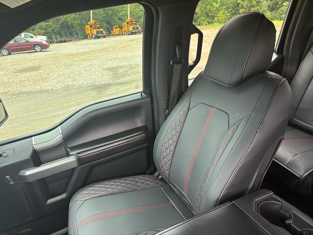 Ford F-150 4WD SuperCrew 145" XLT 2017