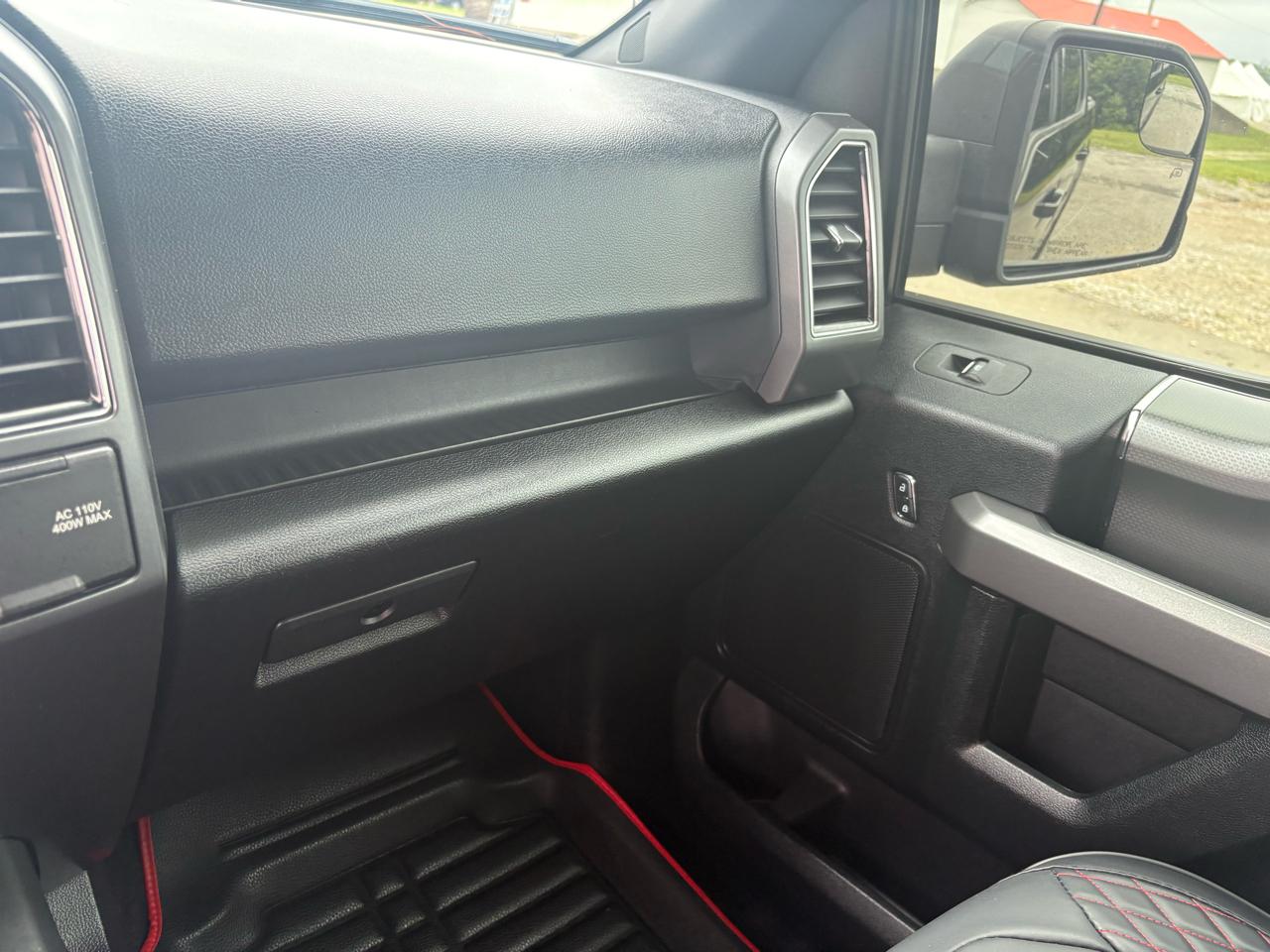 Ford F-150 4WD SuperCrew 145" XLT 2017