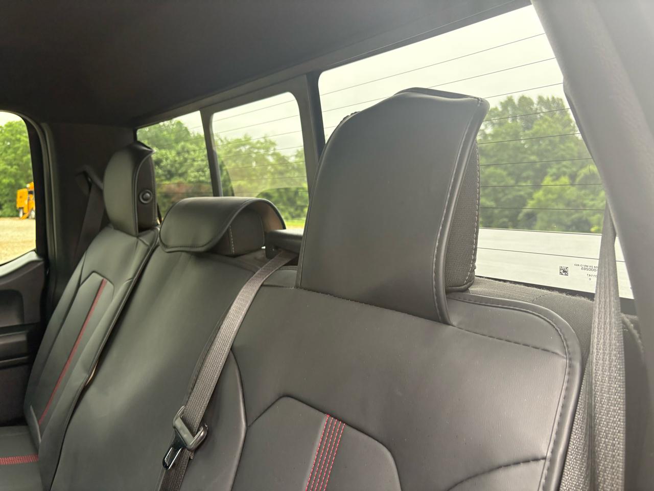 Ford F-150 4WD SuperCrew 145" XLT 2017