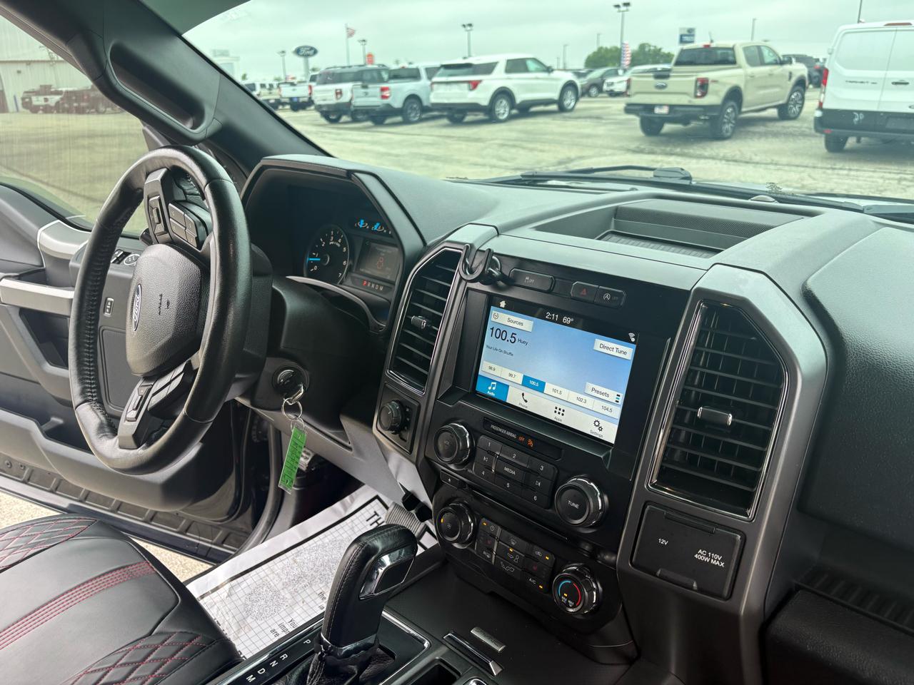 Ford F-150 4WD SuperCrew 145" XLT 2017