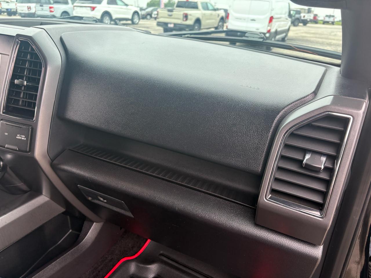 Ford F-150 4WD SuperCrew 145" XLT 2017