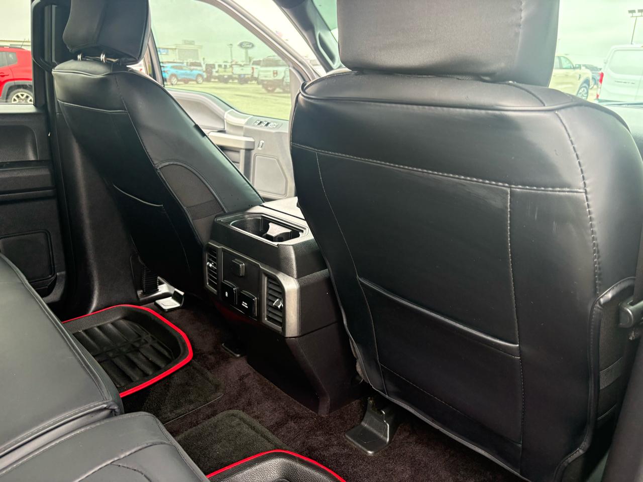 Ford F-150 4WD SuperCrew 145" XLT 2017