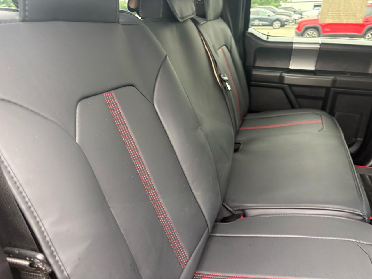 Ford F-150 4WD SuperCrew 145" XLT 2017