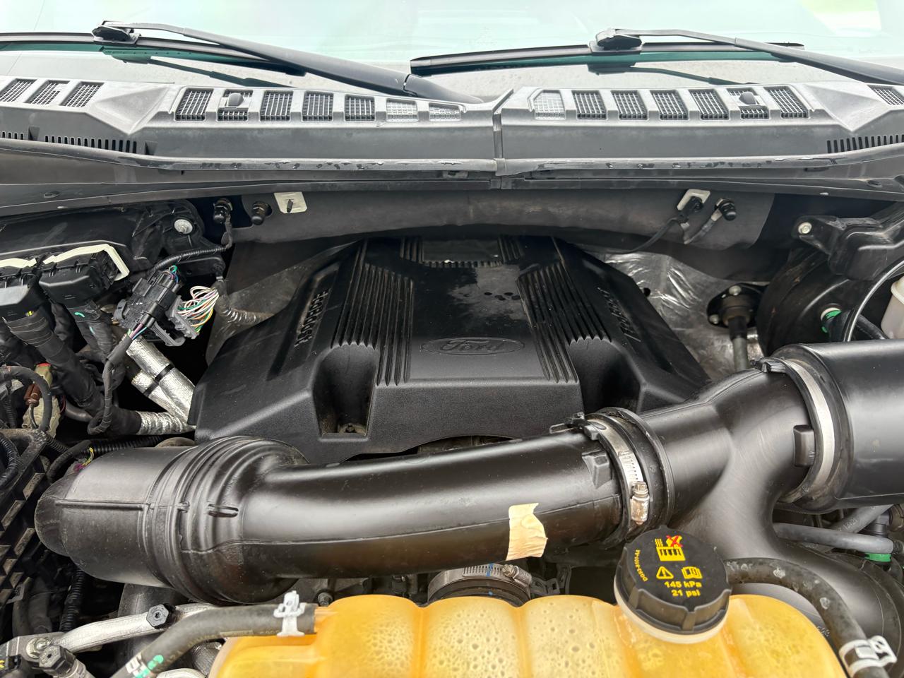 Ford F-150 4WD SuperCrew 145" XLT 2017