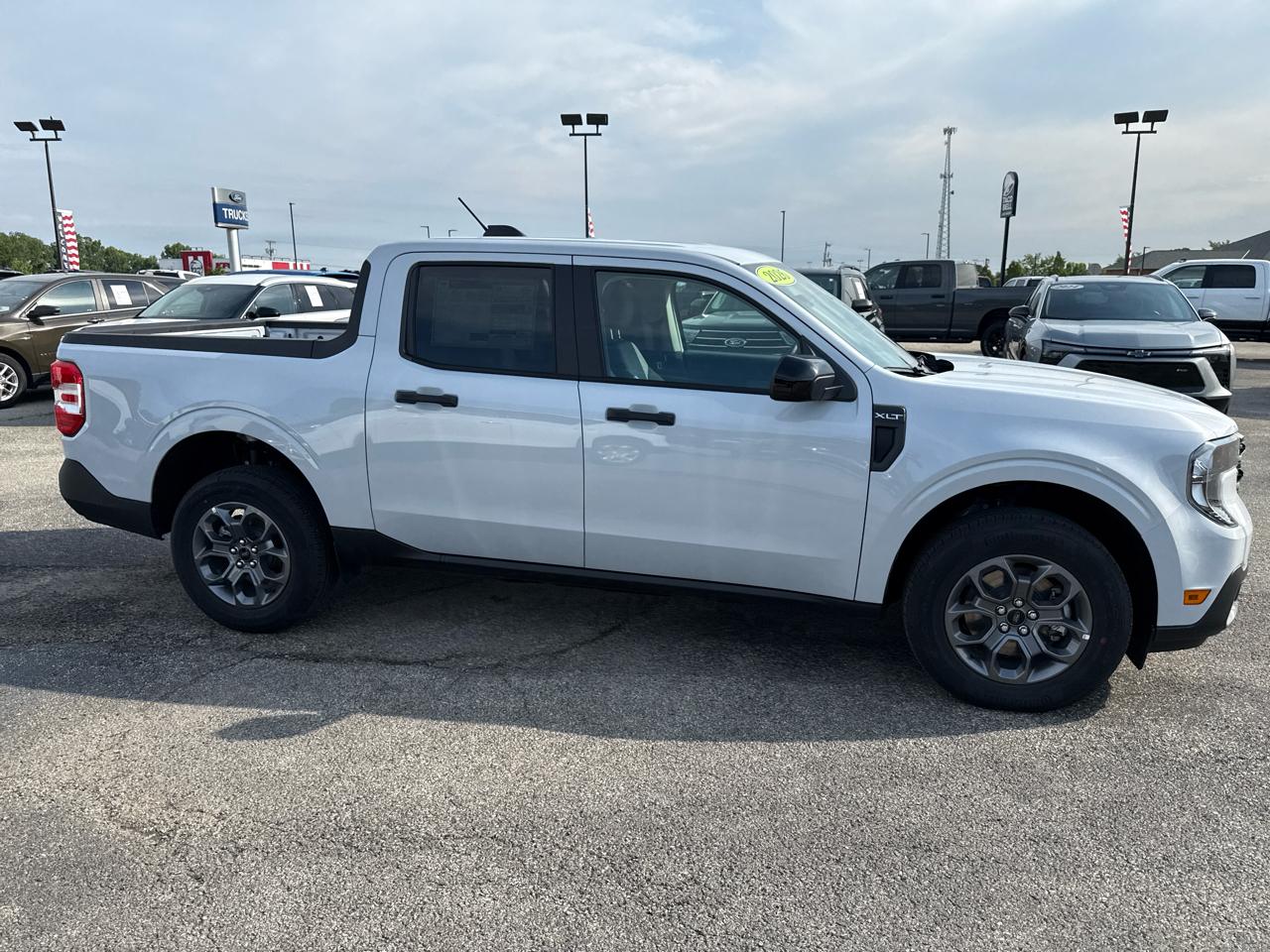 Ford Maverick XLT FWD SuperCrew 2026