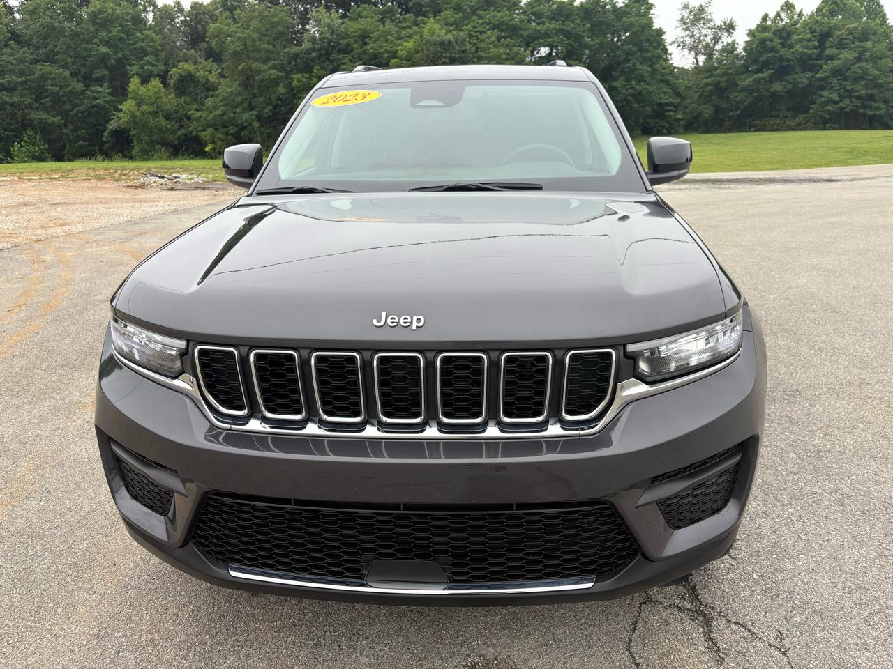 Jeep Grand Cherokee Laredo 4x4 2023