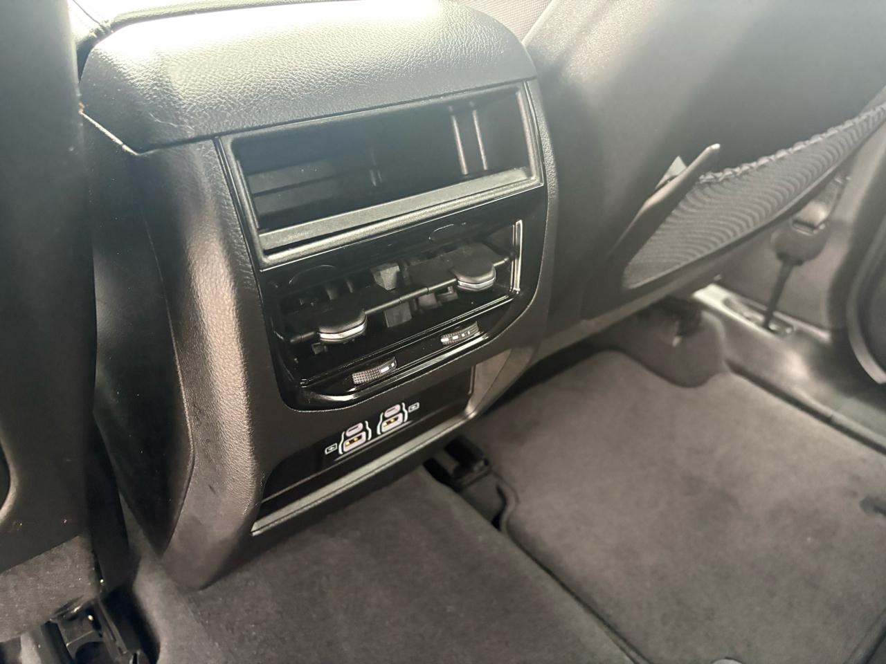 Jeep Grand Cherokee Laredo 4x4 2023