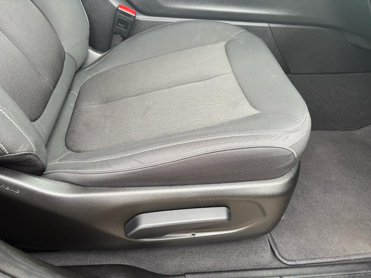 Jeep Grand Cherokee Laredo 4x4 2023