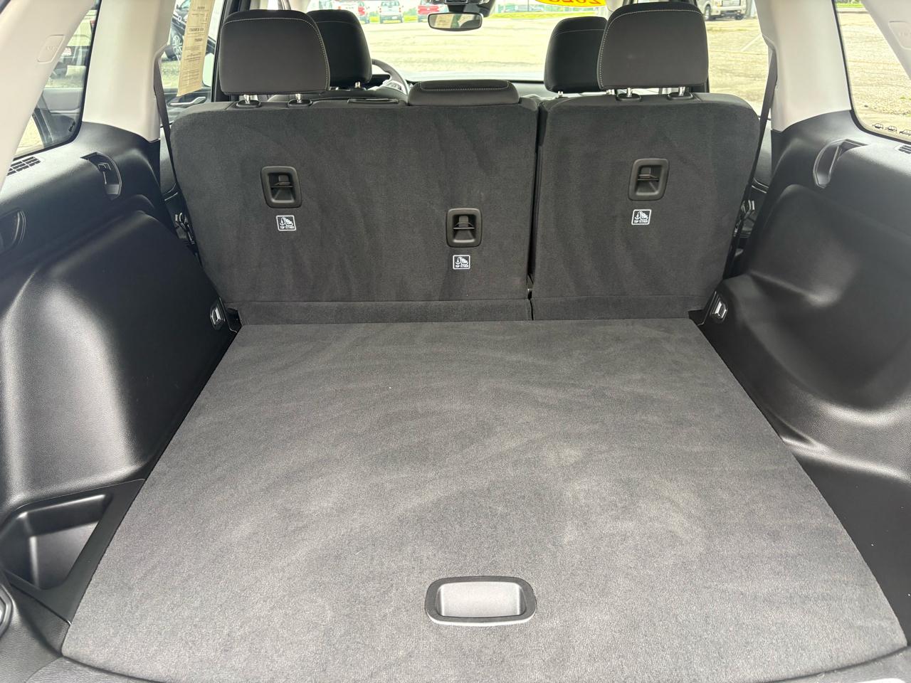 Jeep Grand Cherokee Laredo 4x4 2023