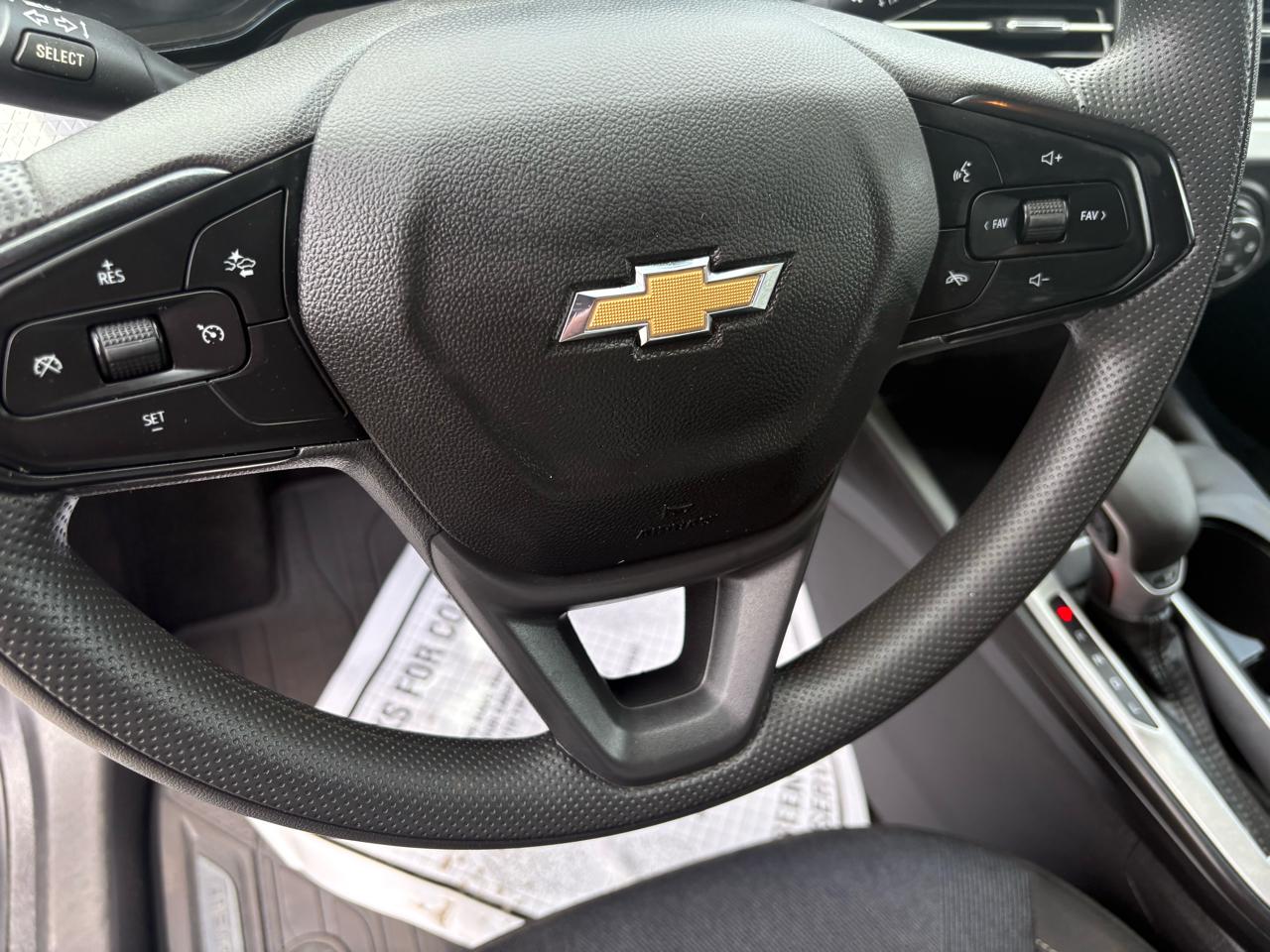 Chevrolet Trax FWD 4dr LS 2025