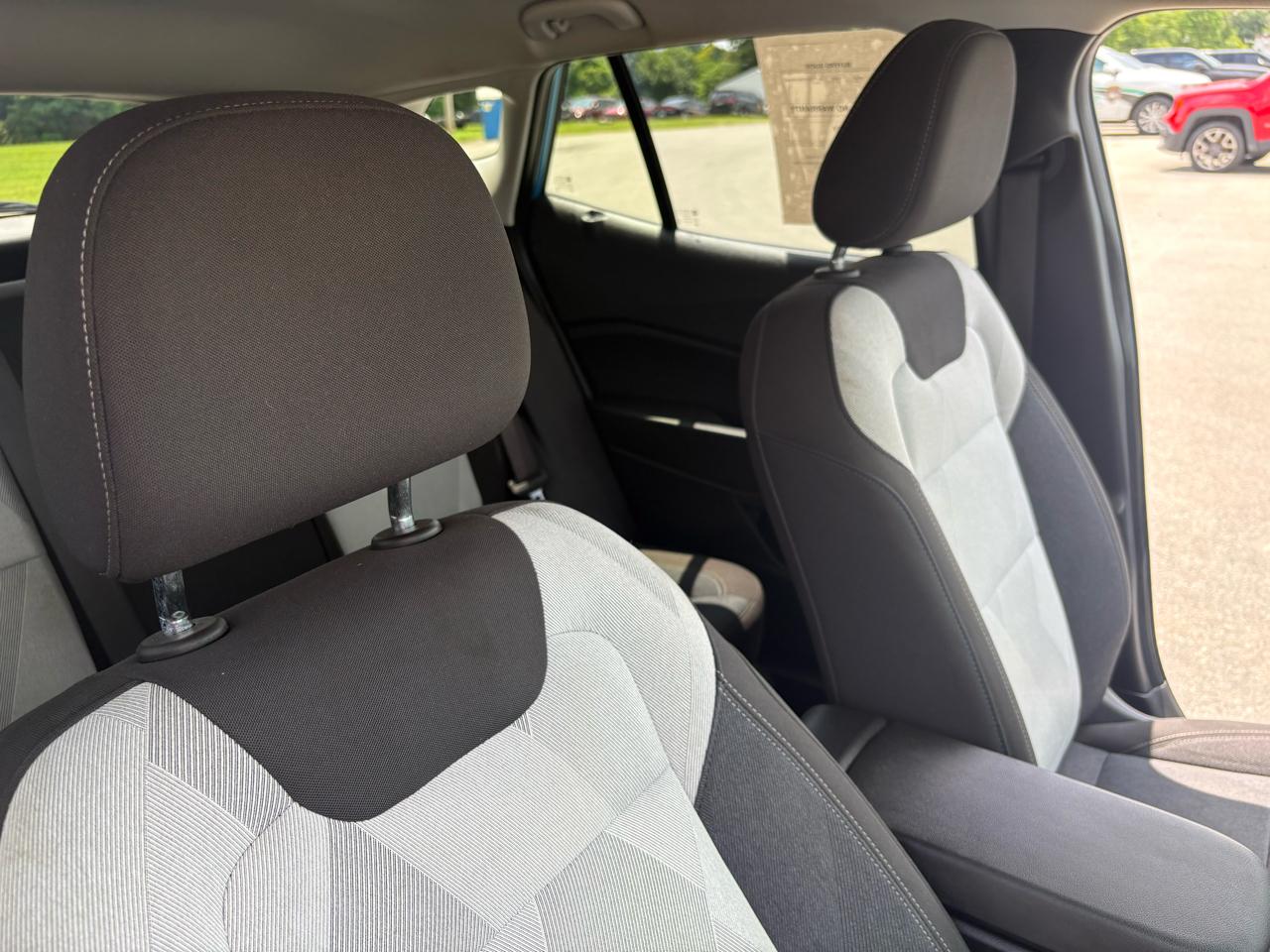 Chevrolet Trax FWD 4dr LS 2025