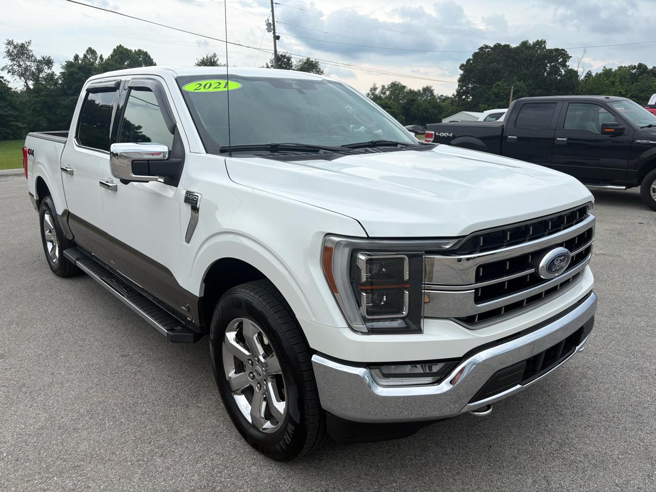 Ford F-150 4WD SuperCrew 145" Lariat 2021
