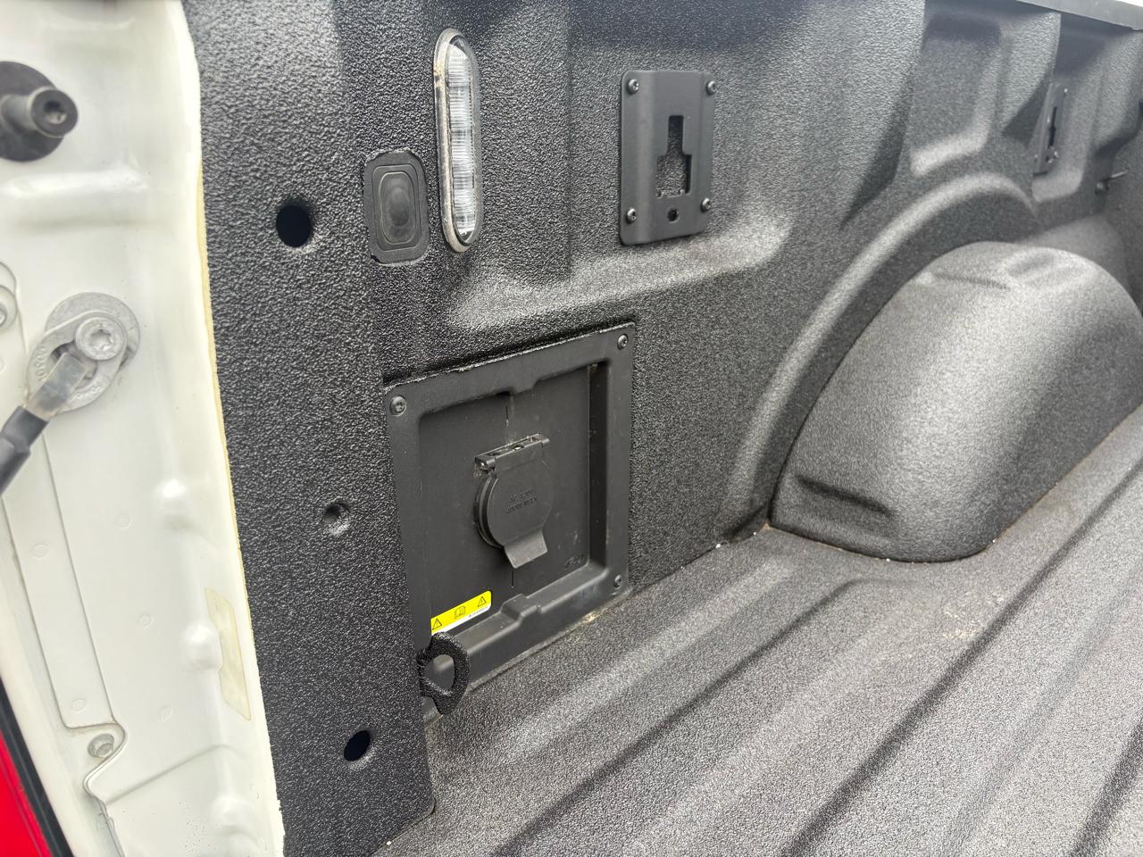 Ford F-150 4WD SuperCrew 145" Lariat 2021